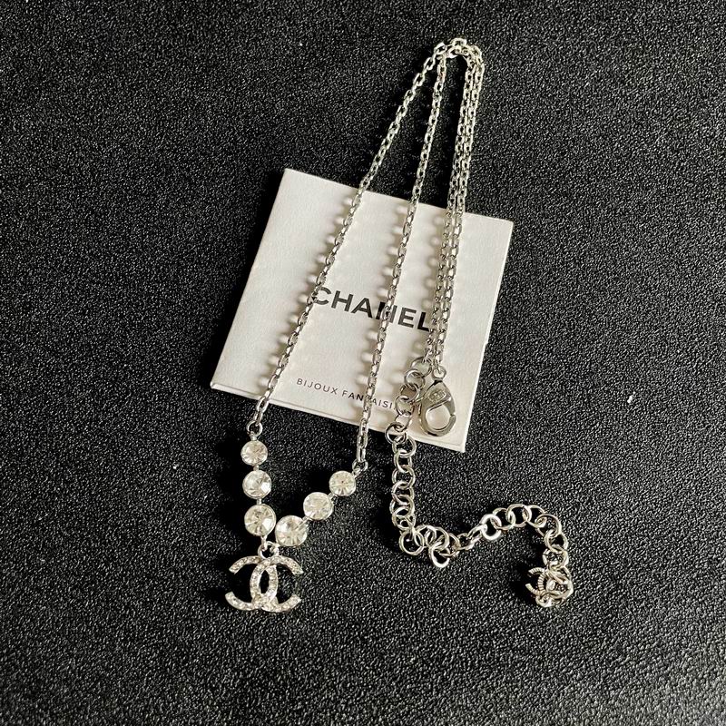 Chanel Suits 11yxx18 (3)