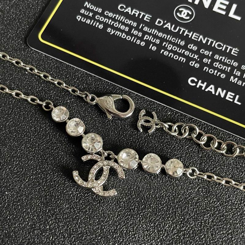 Chanel Suits 11yxx18 (4)