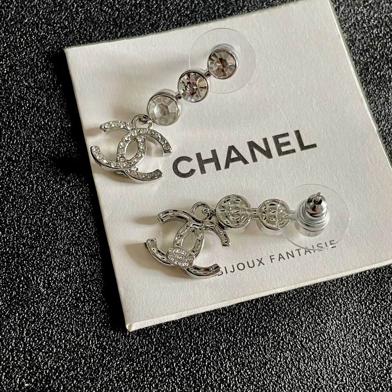 Chanel Suits 11yxx18 (8)