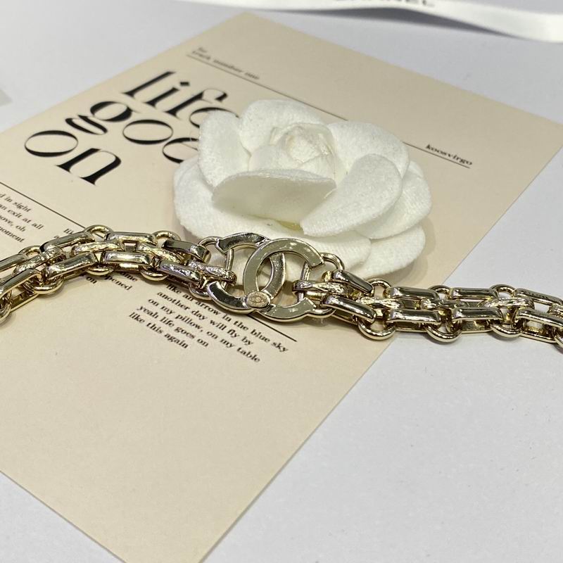 Chanel Suits 11yxx21 (10)