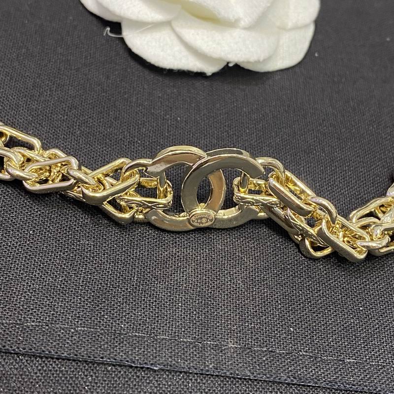 Chanel Suits 11yxx21 (5)