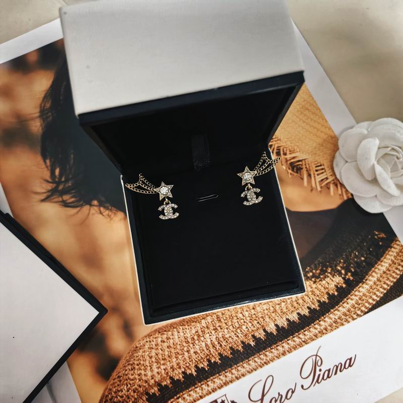 Chanel Suits 11yxx25 (7)