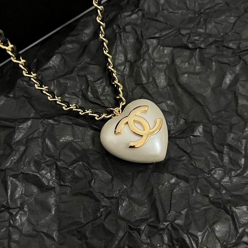 Chanel Suits 12yxx28 (16)