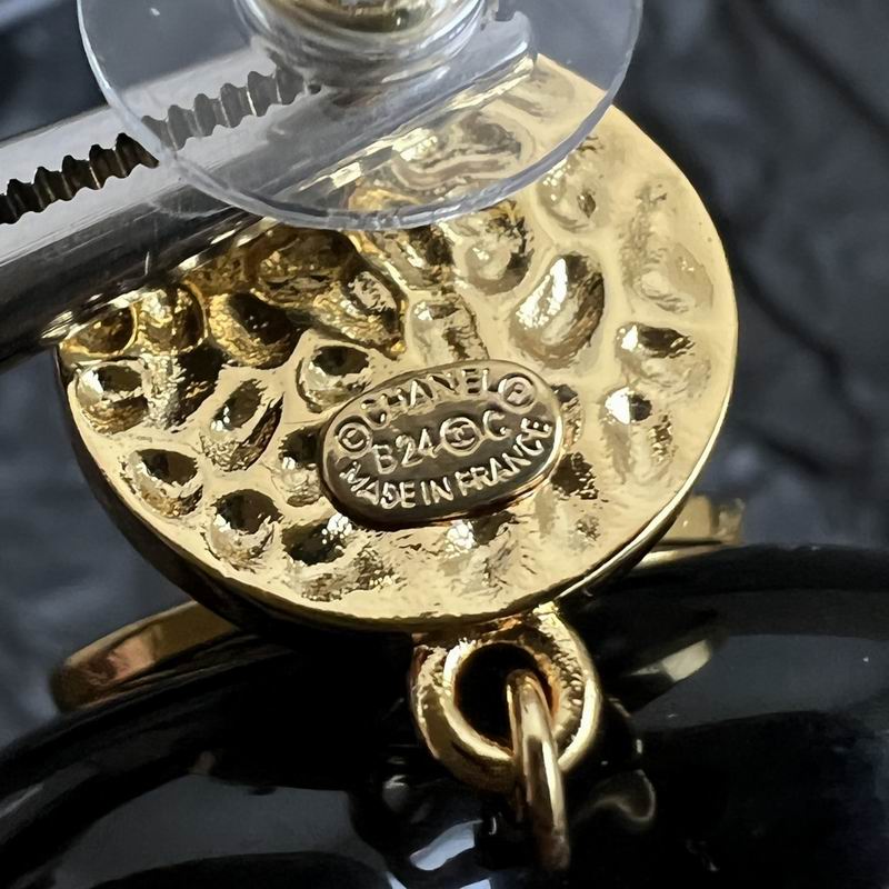 Chanel Suits 12yxx28 (26)