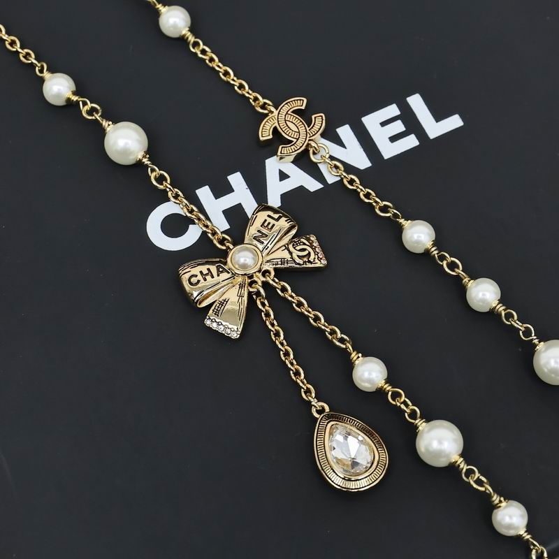 Chanel Suits 12yxx29 (10)