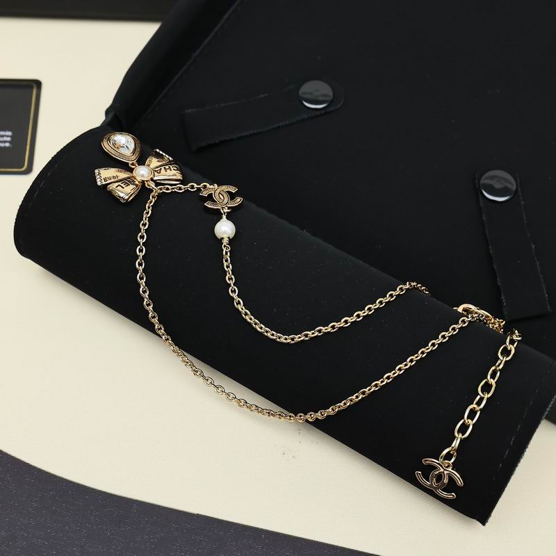 Chanel Suits 12yxx29 (18)