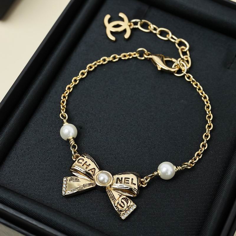 Chanel Suits 12yxx29 (4)