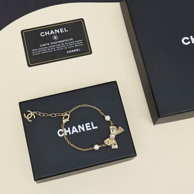 Chanel Suits 12yxx29 (6)