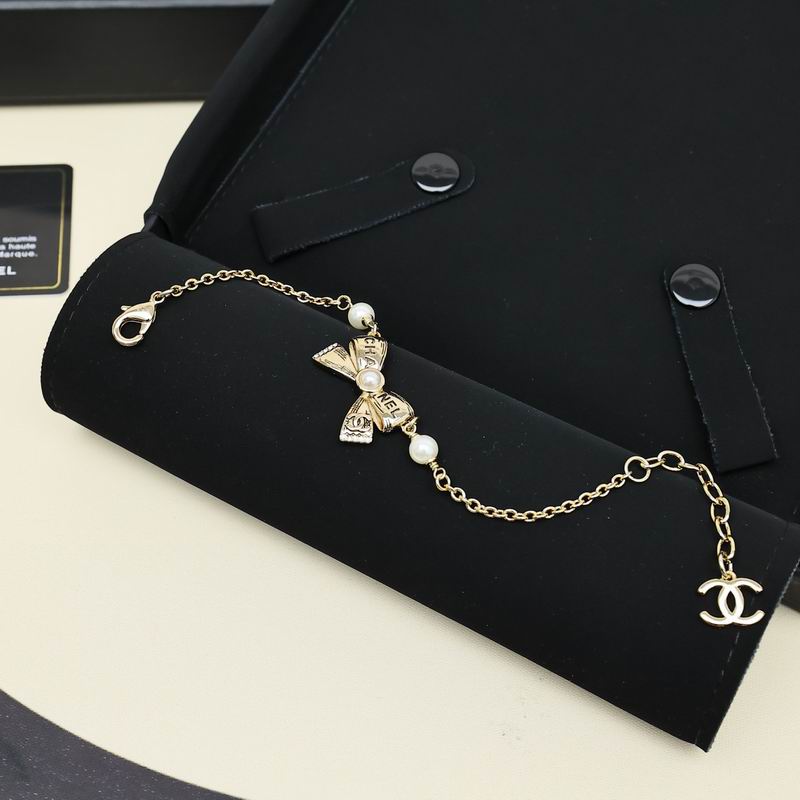 Chanel Suits 12yxx29 (7)