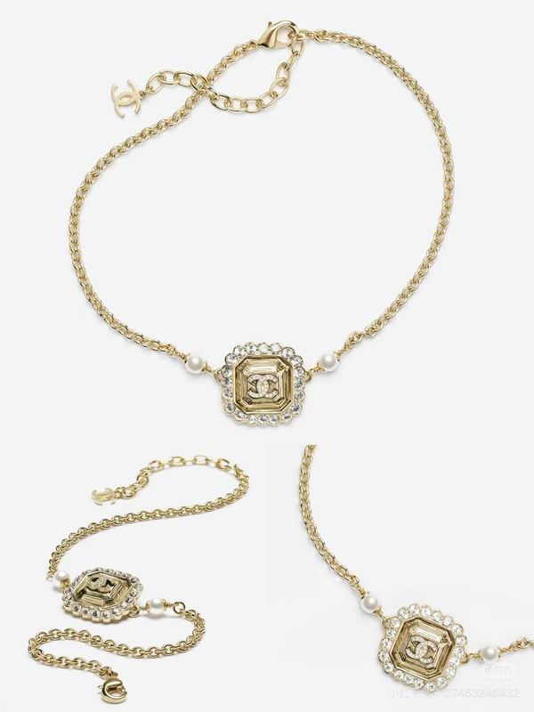 Chanel Suits 12yxx31 (3)