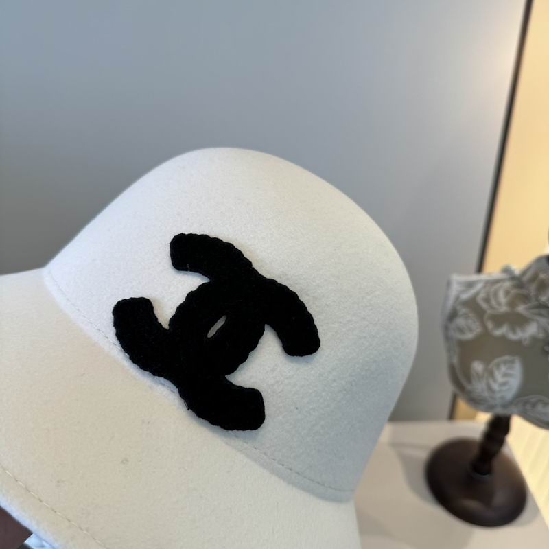 Chanel Top Hat (100)