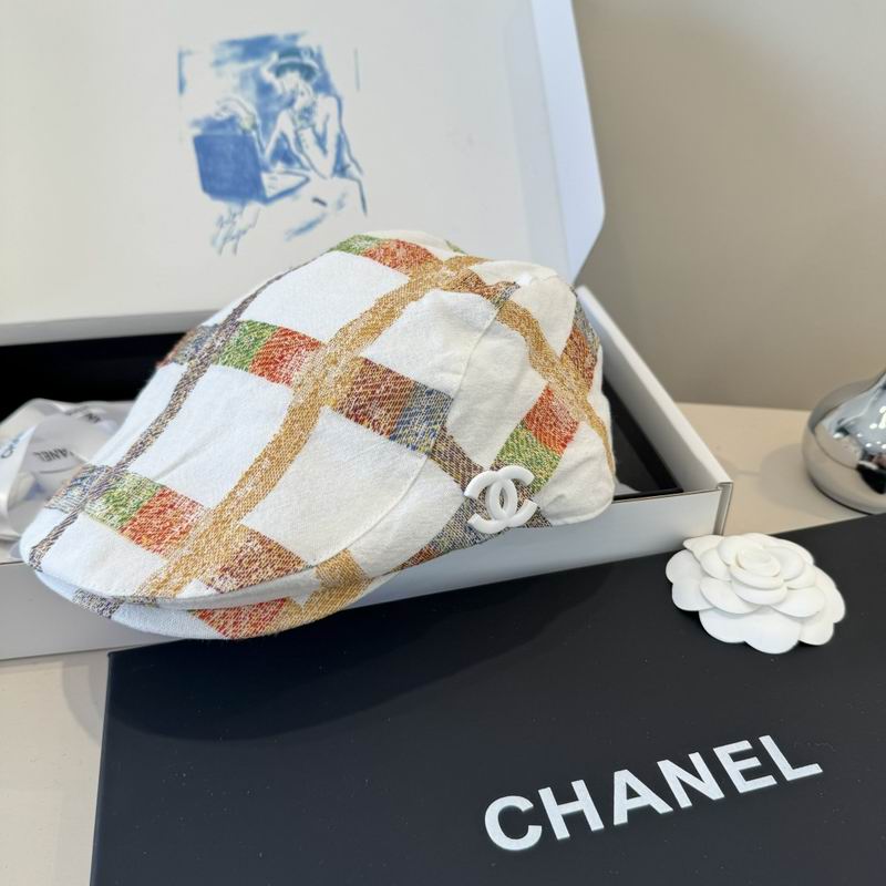 Chanel beret (330)