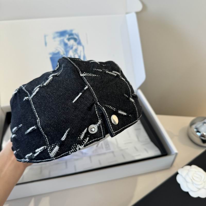 Chanel beret (335)