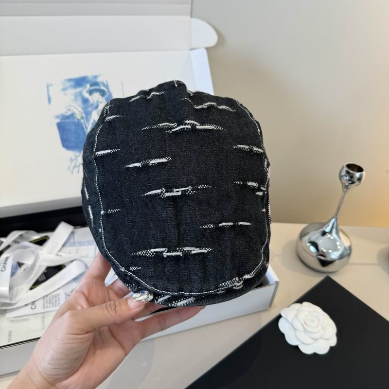 Chanel beret (337)