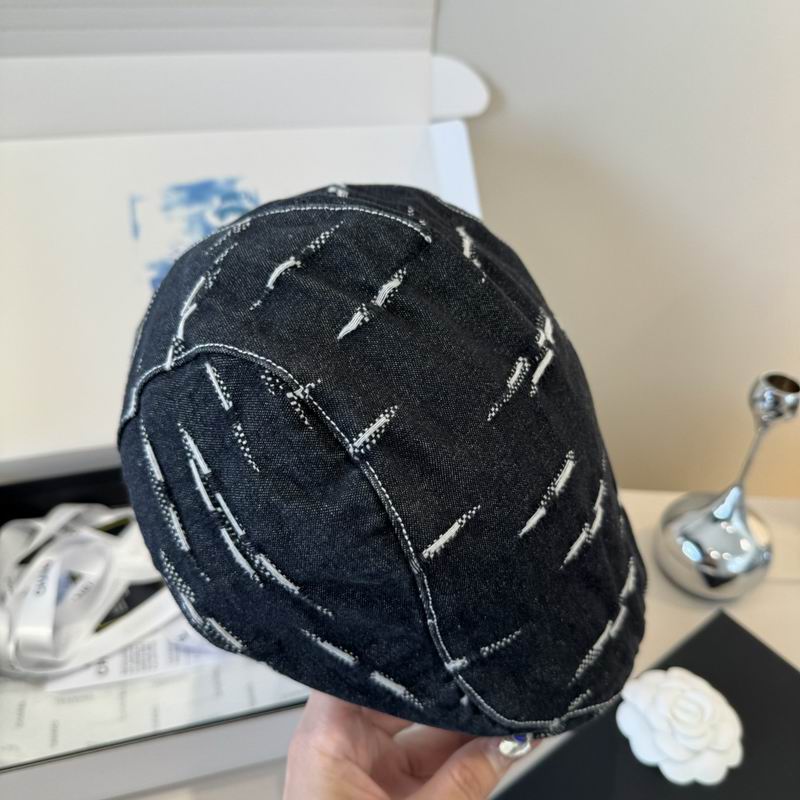 Chanel beret (338)