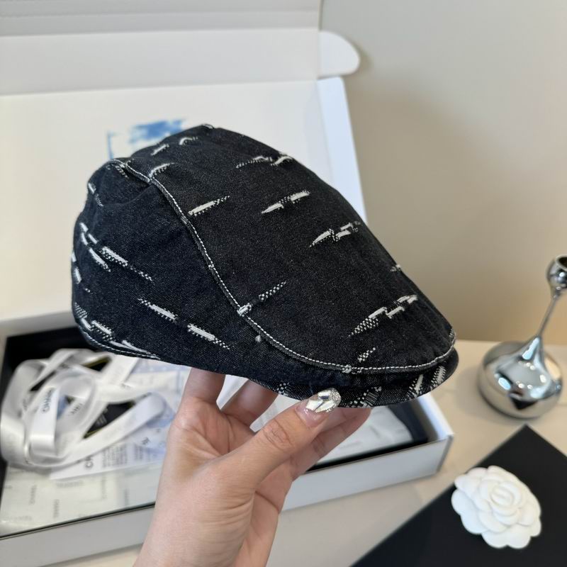 Chanel beret (339)