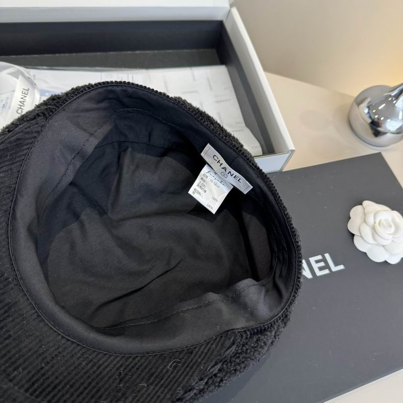 Chanel beret (410)