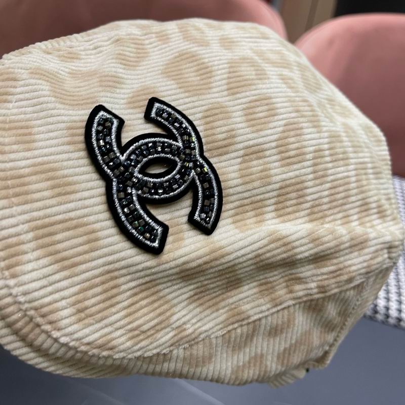 Chanel beret (493)
