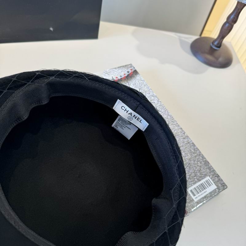 Chanel cap (174)