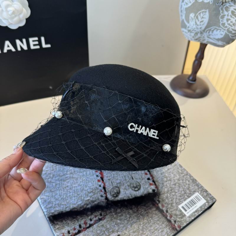 Chanel cap (176)