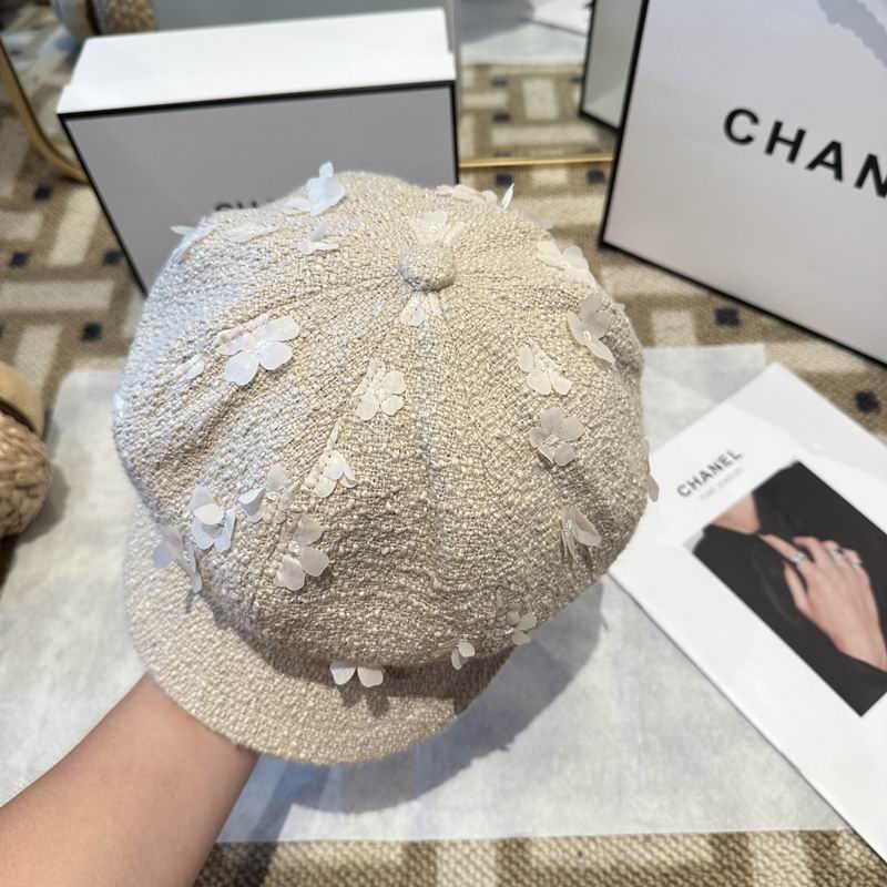 Chanel cap (203)