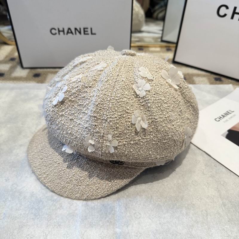 Chanel cap (209)