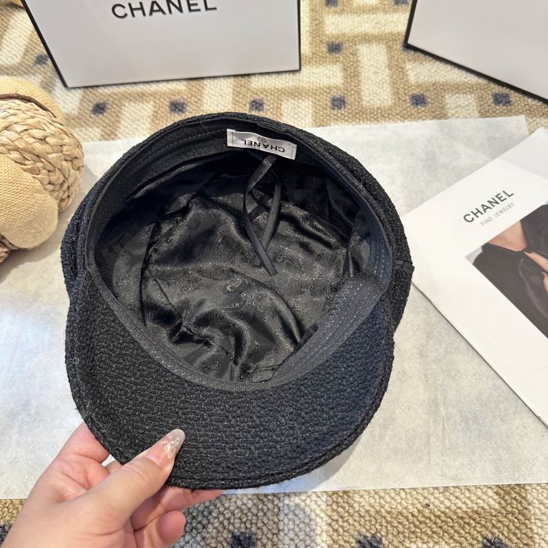 Chanel cap (211)