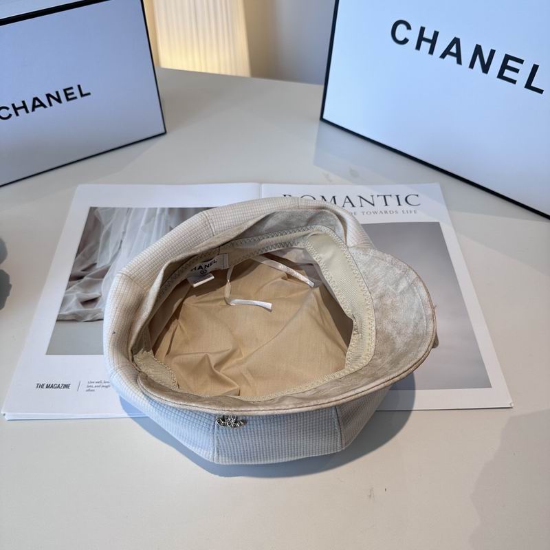Chanel cap (259)