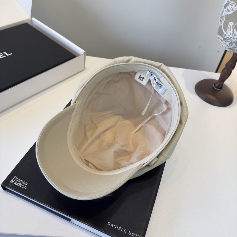 Chanel cap (287)