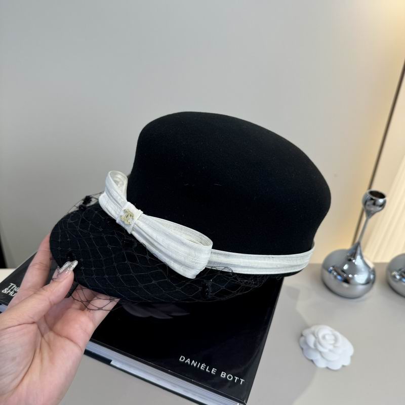 Chanel cap (327)