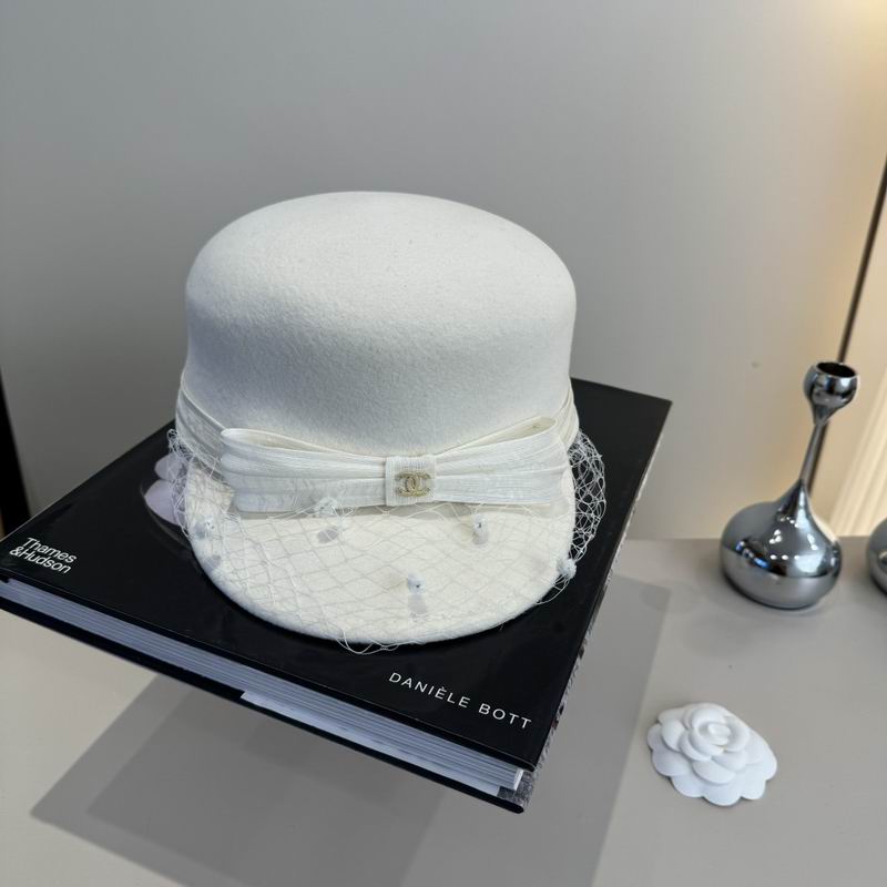 Chanel cap (342)