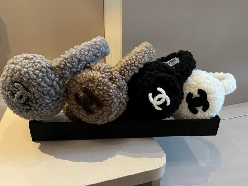Chanel earmuff (44)