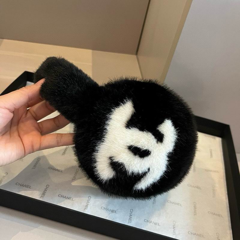 Chanel earmuff (87)