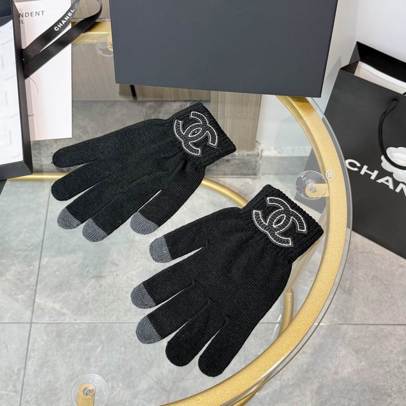 Chanel gloves 24 (50)