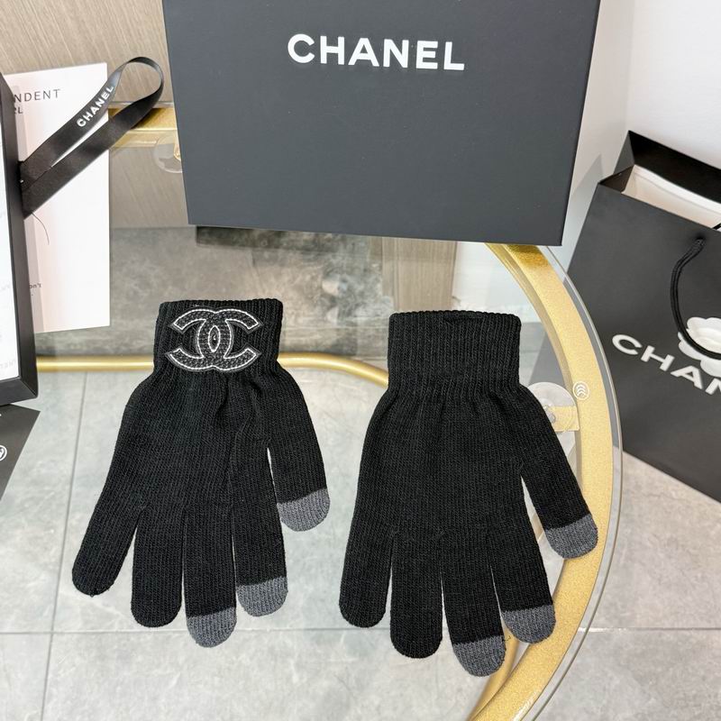 Chanel gloves 24 (52)