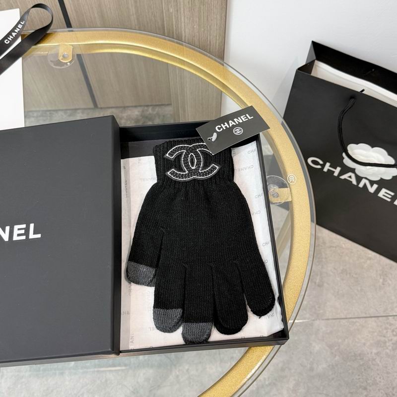 Chanel gloves 24 (54)