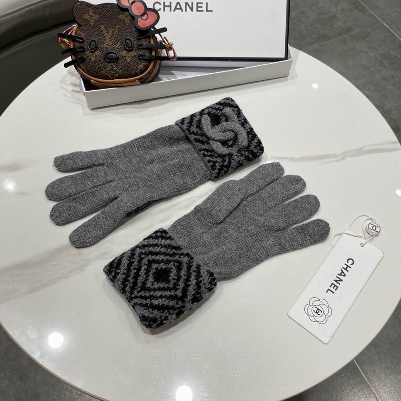 Chanel gloves 36 (24)