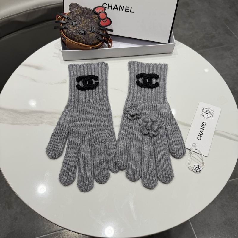 Chanel gloves 92 (15)