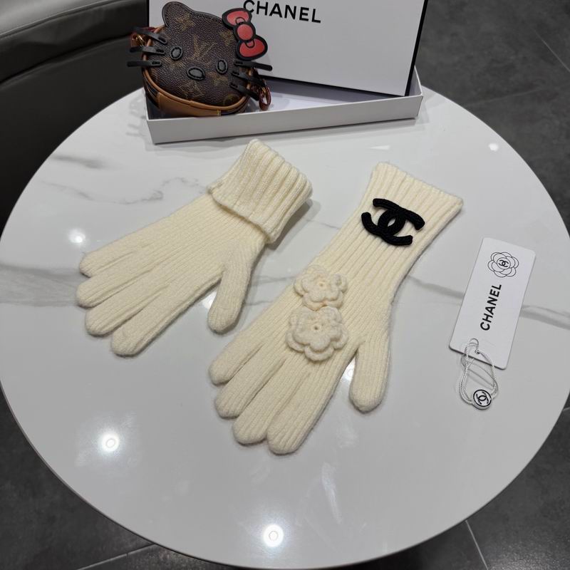 Chanel gloves 92 (3)