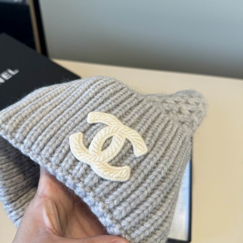 Chanel hat (2670)