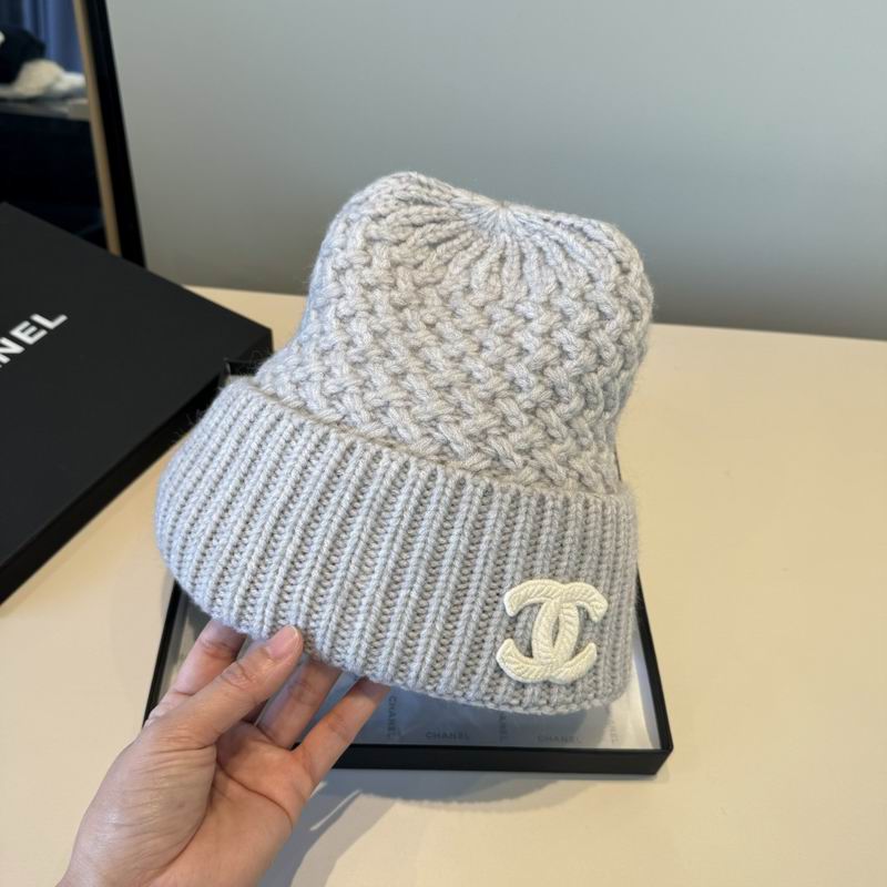 Chanel hat (2672)