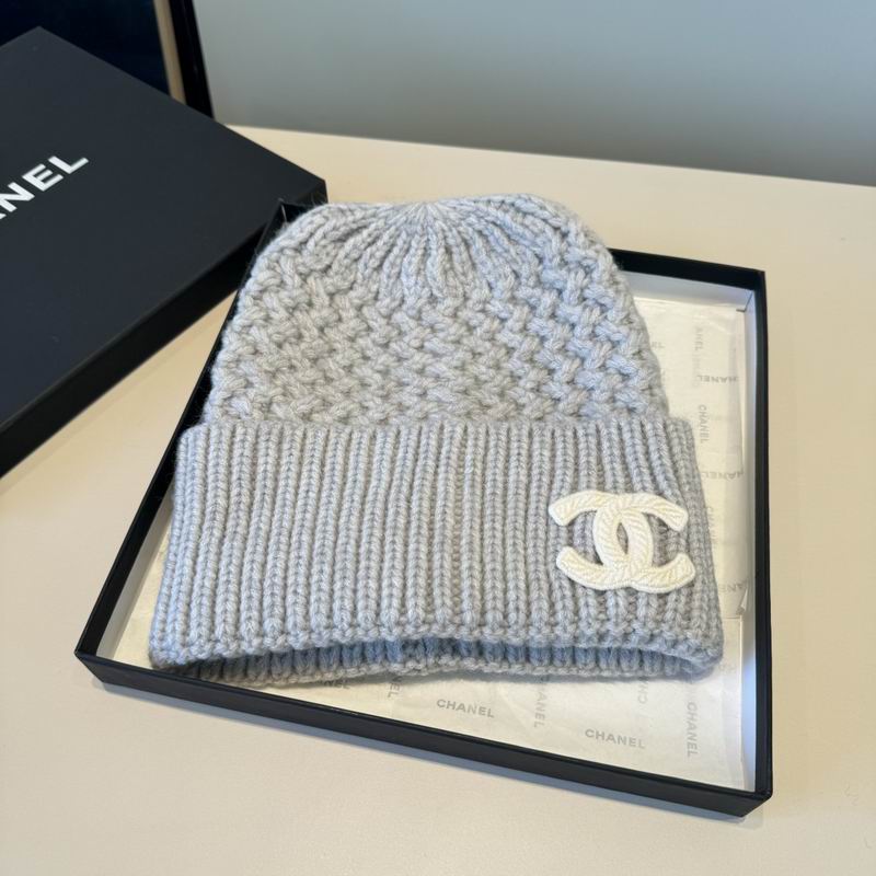 Chanel hat (2673)