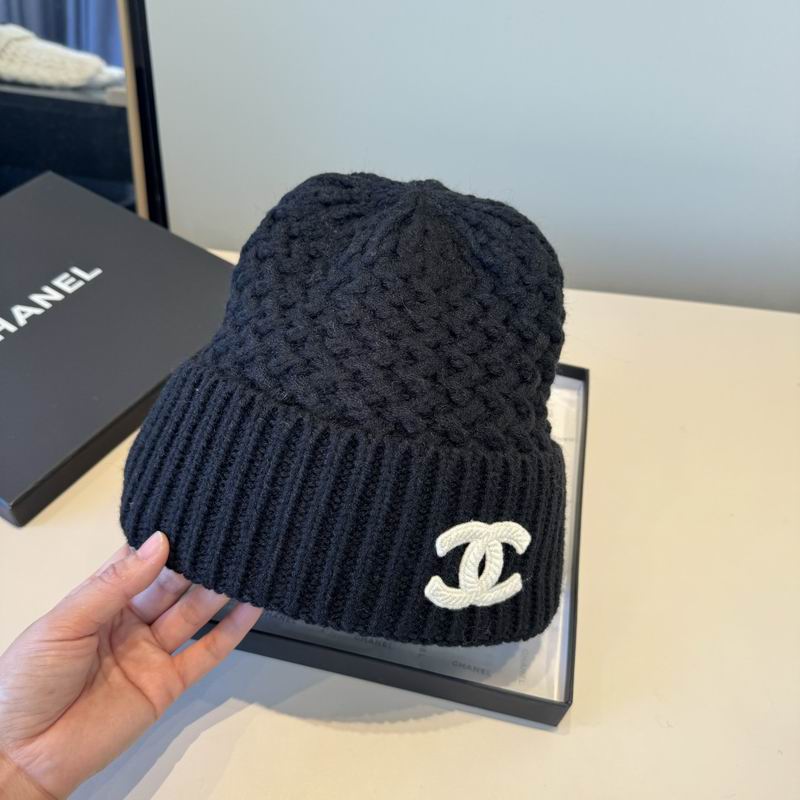 Chanel hat (2679)