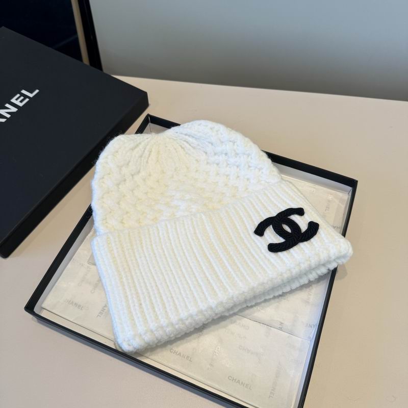 Chanel hat (2689)