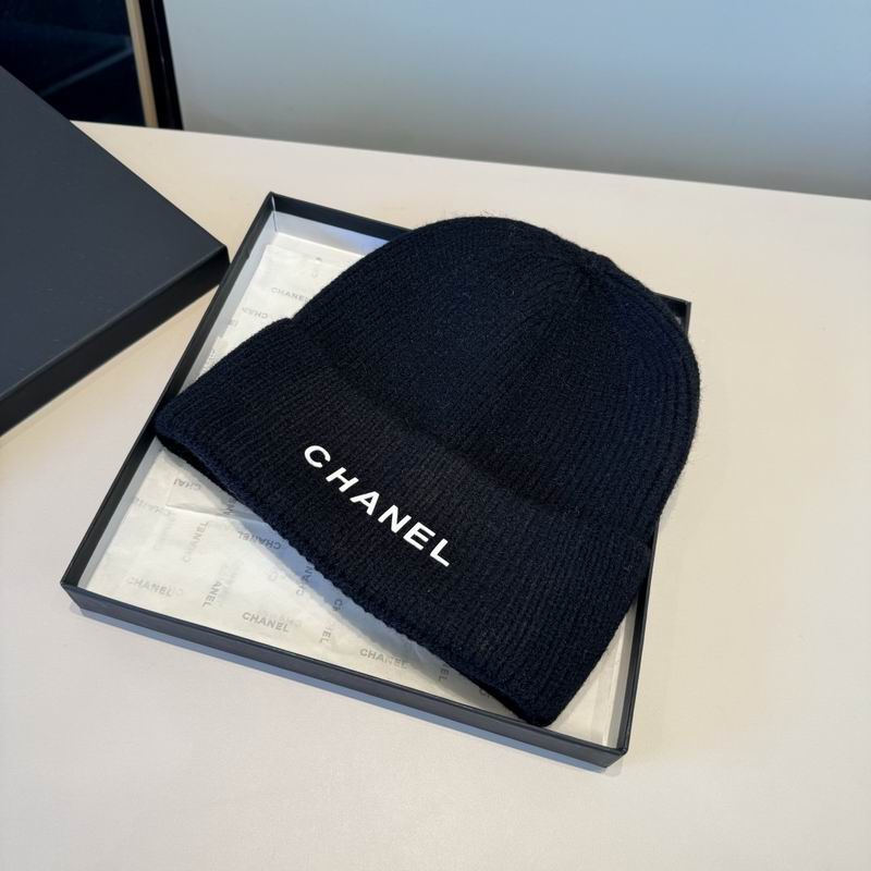 Chanel hat (2734)