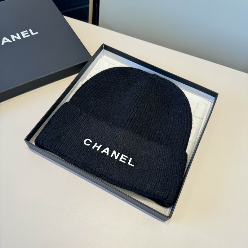Chanel hat (2737)