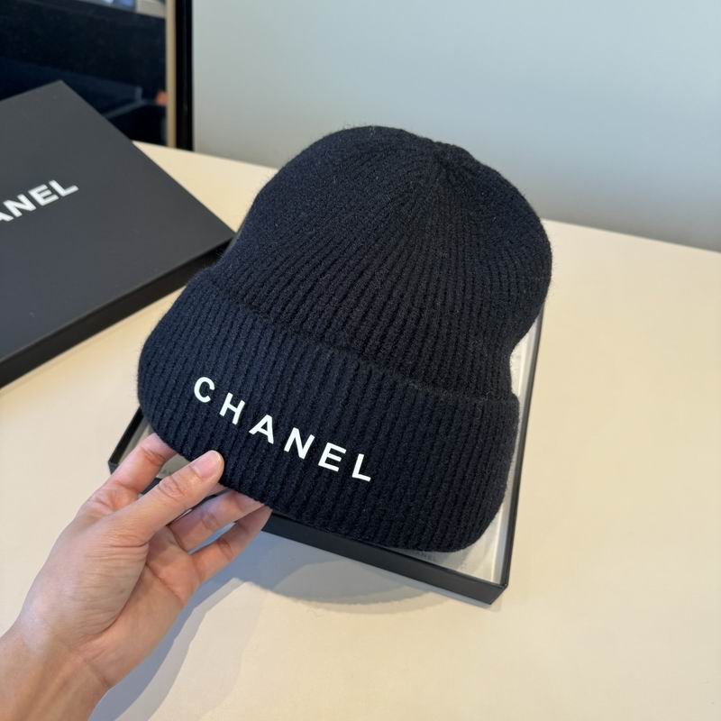Chanel hat (2739)