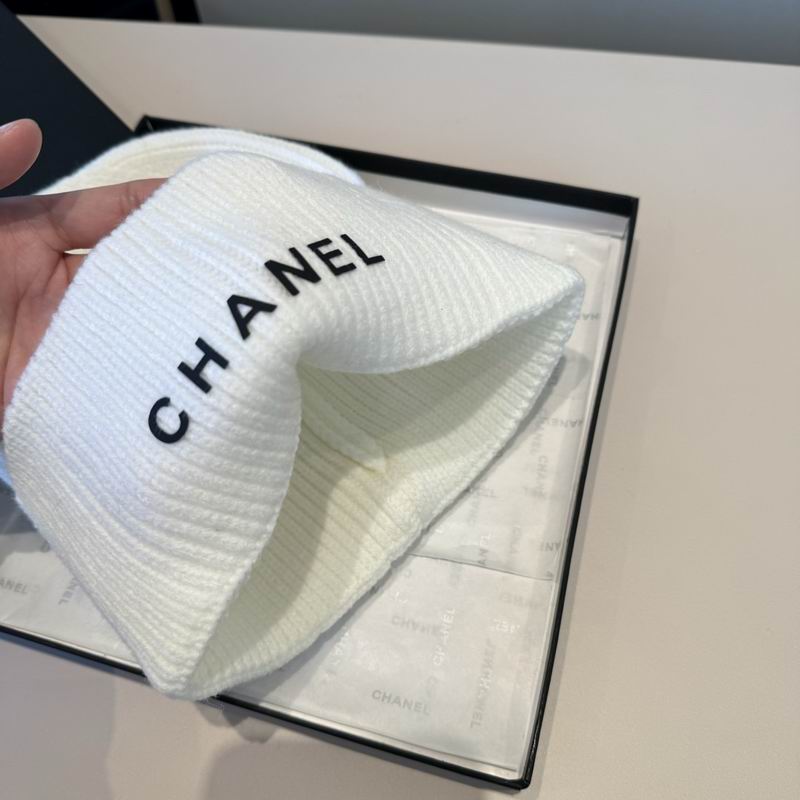 Chanel hat (2741)
