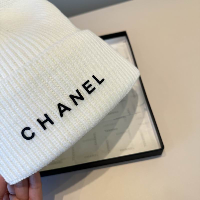 Chanel hat (2744)