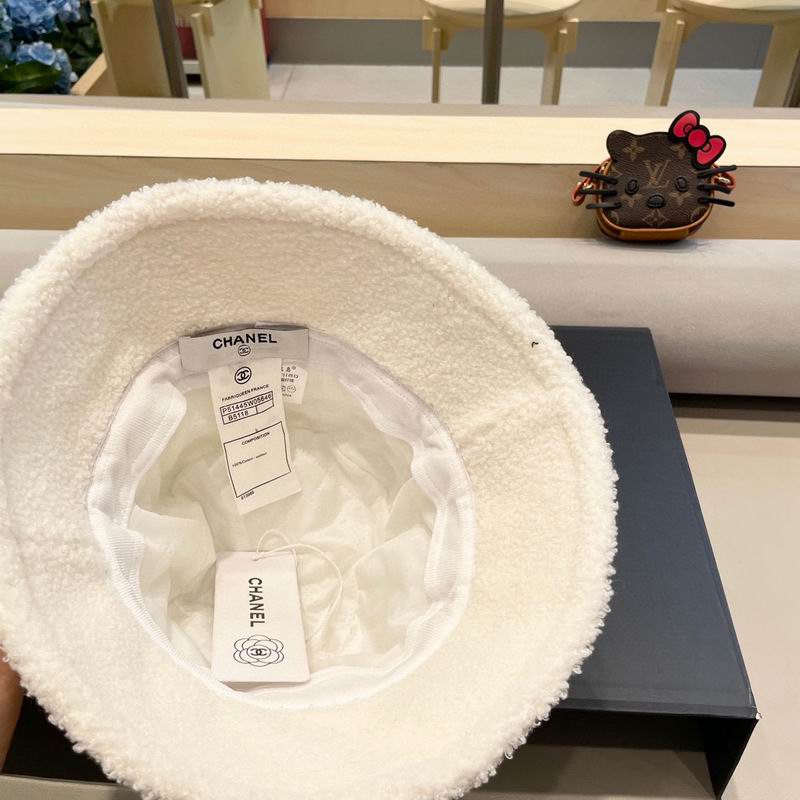 Chanel hat (588)